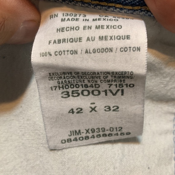 Nwt Wrangler 42 X 32 Relaxed Jeans - Picture 7 of 9